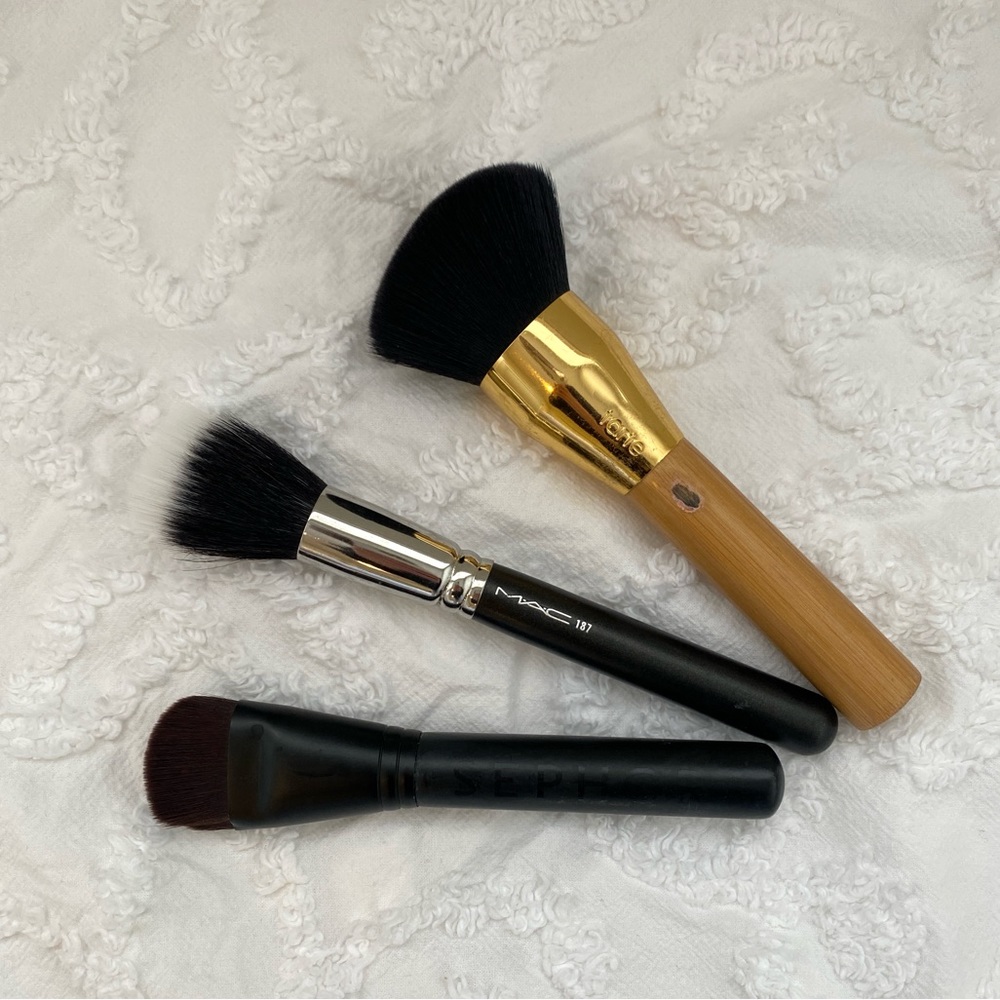 {MAC, Tarte, & Sephora} Makeup Brushes Bundle